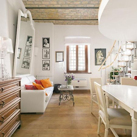 רומא Leopardo 28 - Loft In Trastevere מראה חיצוני תמונה