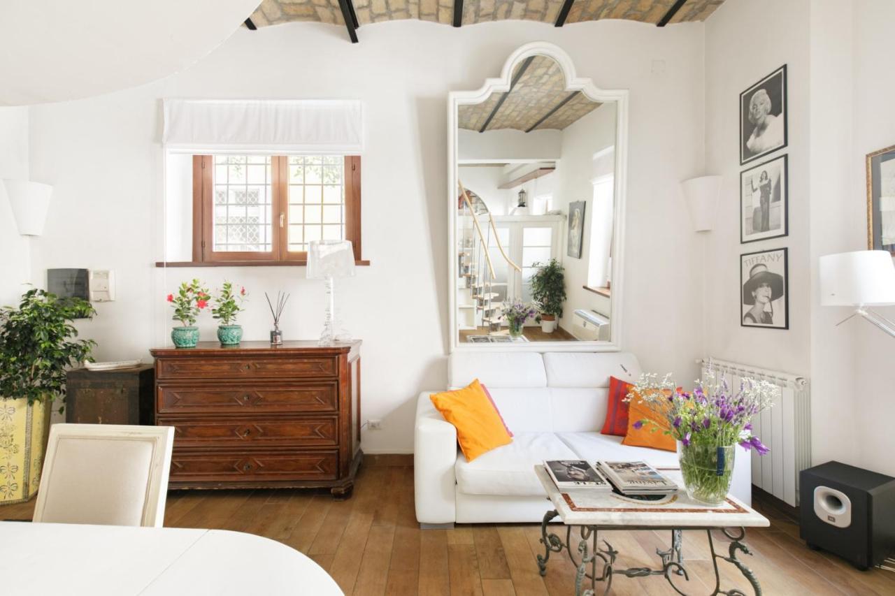 רומא Leopardo 28 - Loft In Trastevere מראה חיצוני תמונה