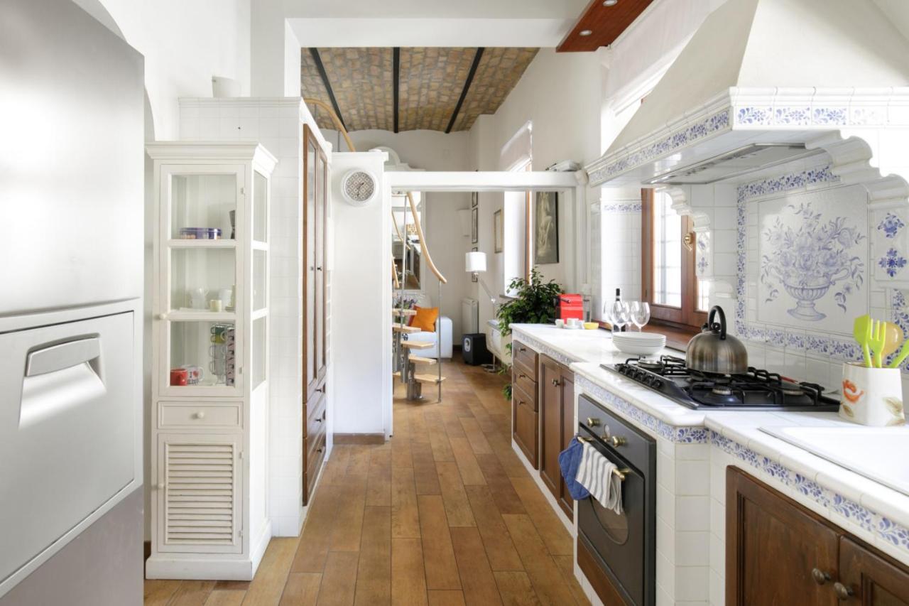 רומא Leopardo 28 - Loft In Trastevere מראה חיצוני תמונה