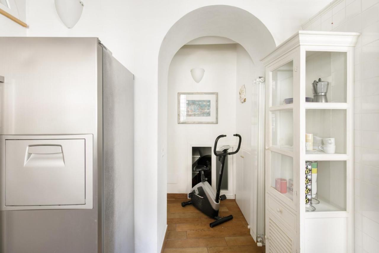 רומא Leopardo 28 - Loft In Trastevere מראה חיצוני תמונה